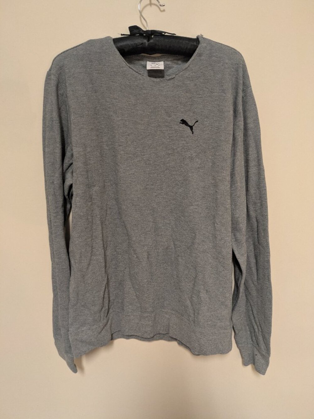 Puma gray unisex women's sweatshirt size large textured